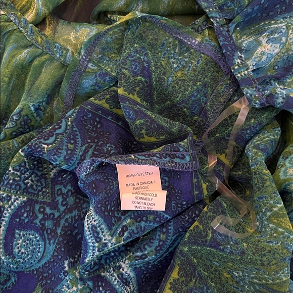 💗Ricki's Vibrant Blue and Green Blouse - Picture 14 of 14